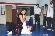Sifu Jason Wong demonstrating the ground fighting technique